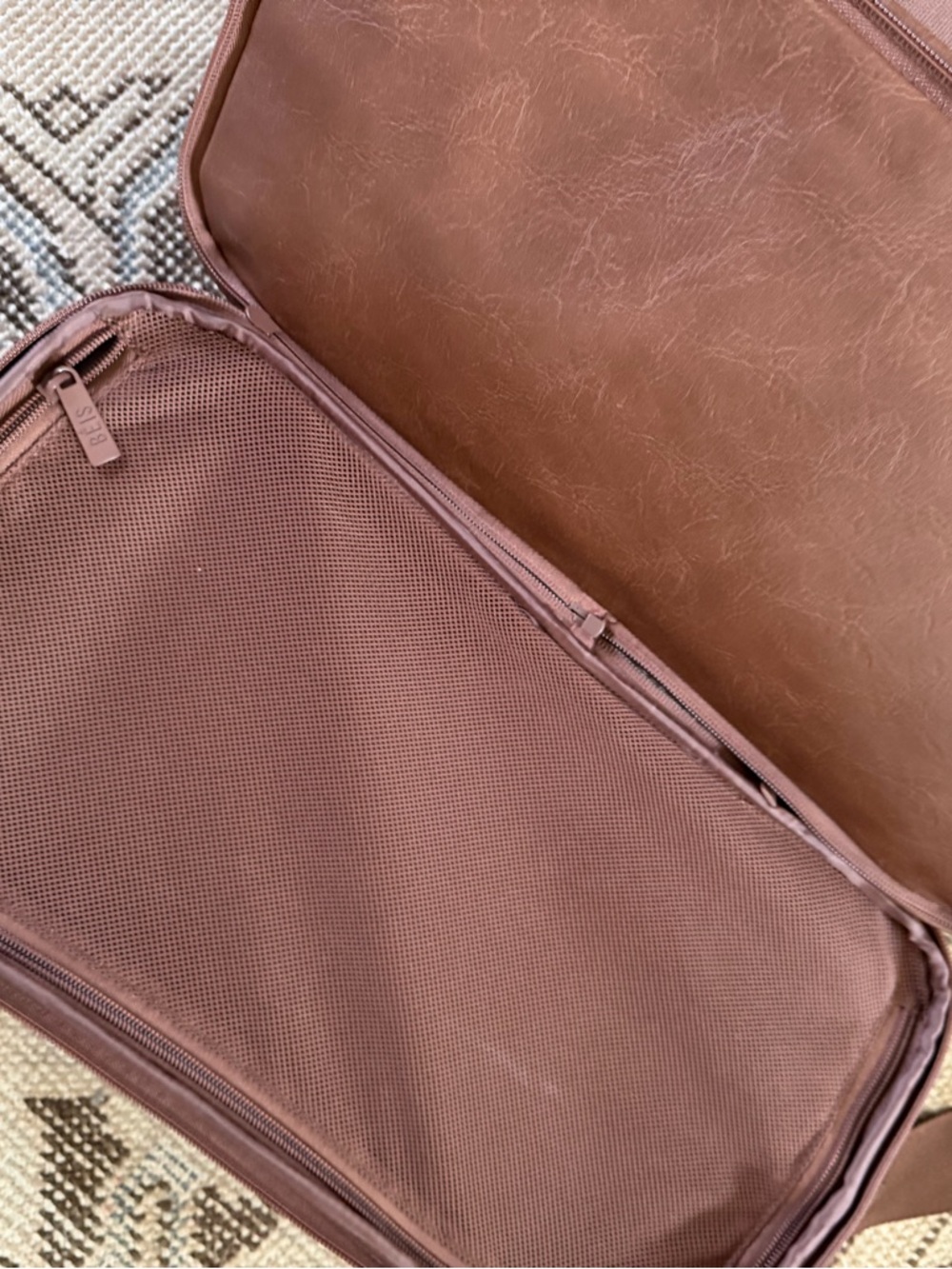 BEIS mini-weekender convertible bag in MAPLE - Picture 4 of 6